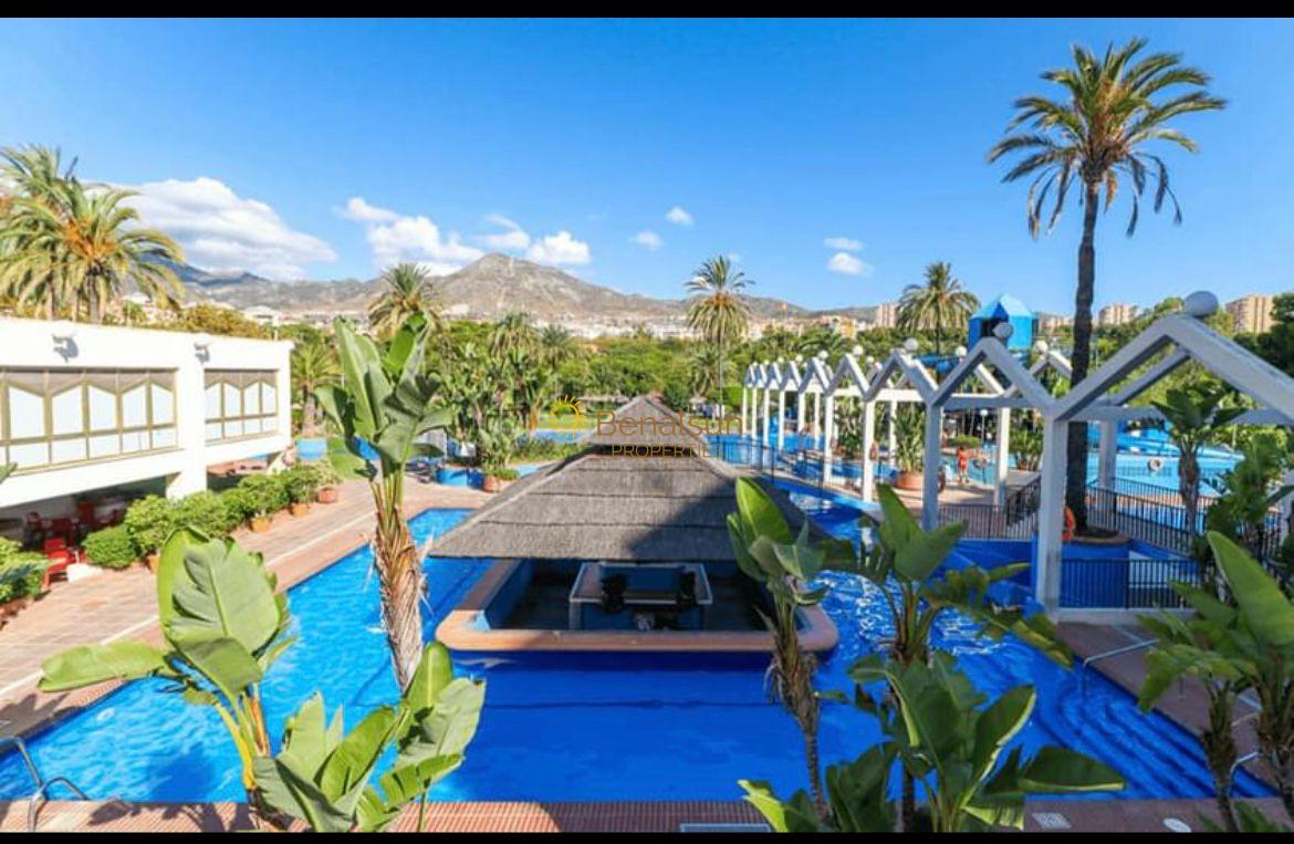 Zu vermieten vom 01.04.2024 - 16.06.2024 schöne Wohnung mit Meerblick in 1. Strandlinie in Benalmadena .