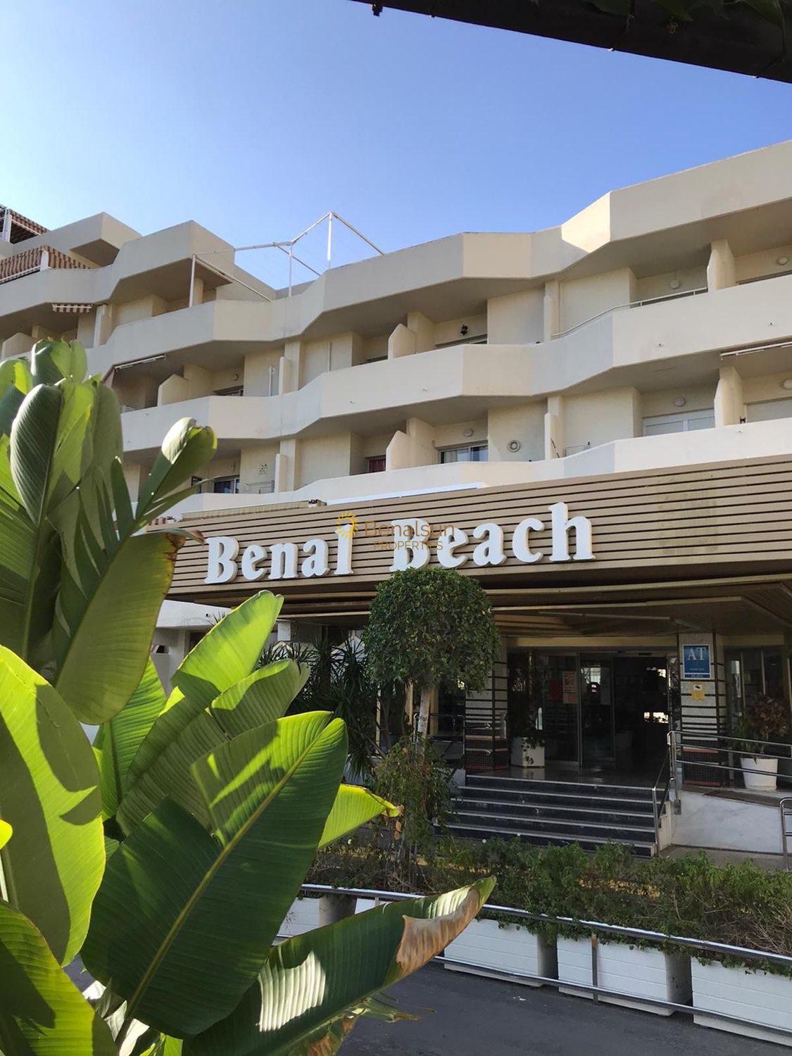 For rent from 01/04/2024 - 16/06/2024 beautiful apartment with sea views on 1st line of beach in Benalmadena .