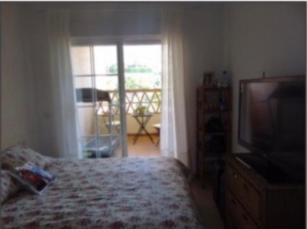 For rent MID SEASON from 15.9.24-30.6.25 nice apartment in Benalmadena