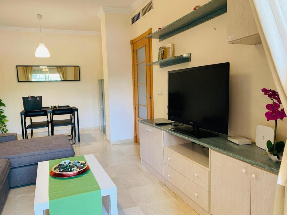 Te huur MIDDEN SEIZOEN van 15.9.24-30.6.25 mooi appartement in Benalmádena