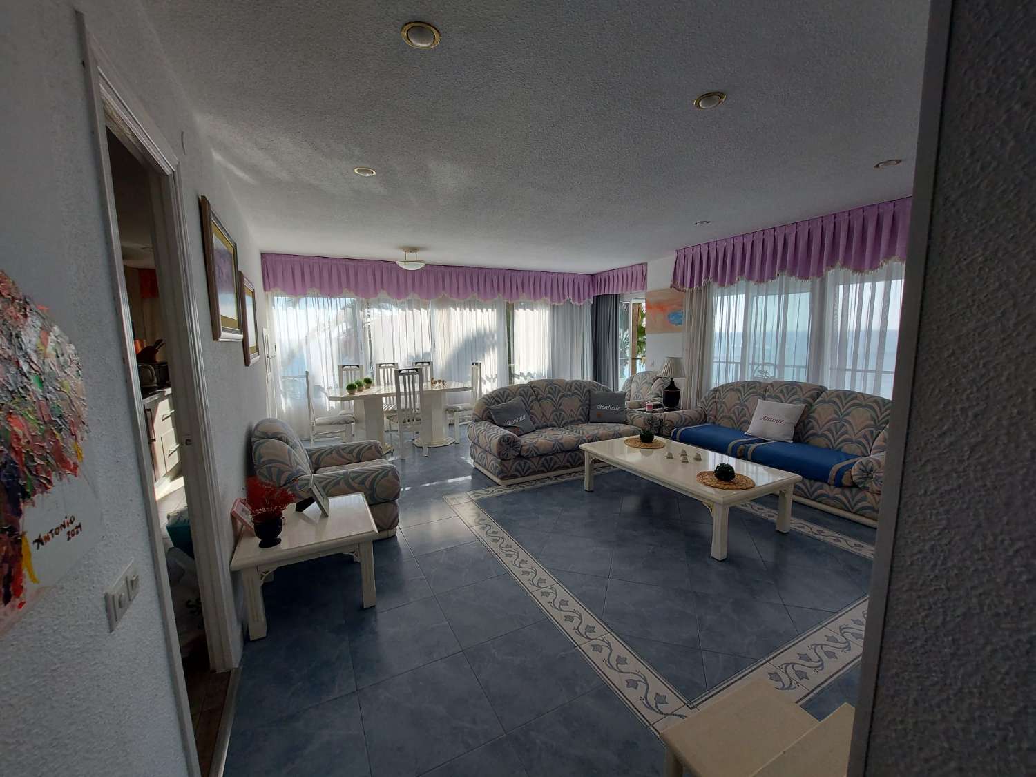 Mi-saison . A louer du 1.9.25-30.6.2026 magnifique appartement avec vue sur la mer sur la 1ère ligne à Benalmadena