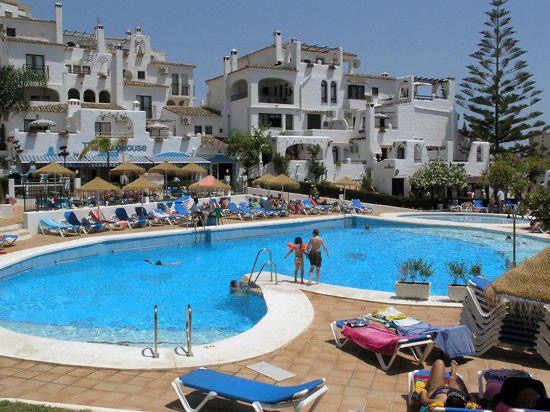 For rent MID SEASON 1.11.024 - 30.4.25 Nice apartment with sea views in Benalmadena