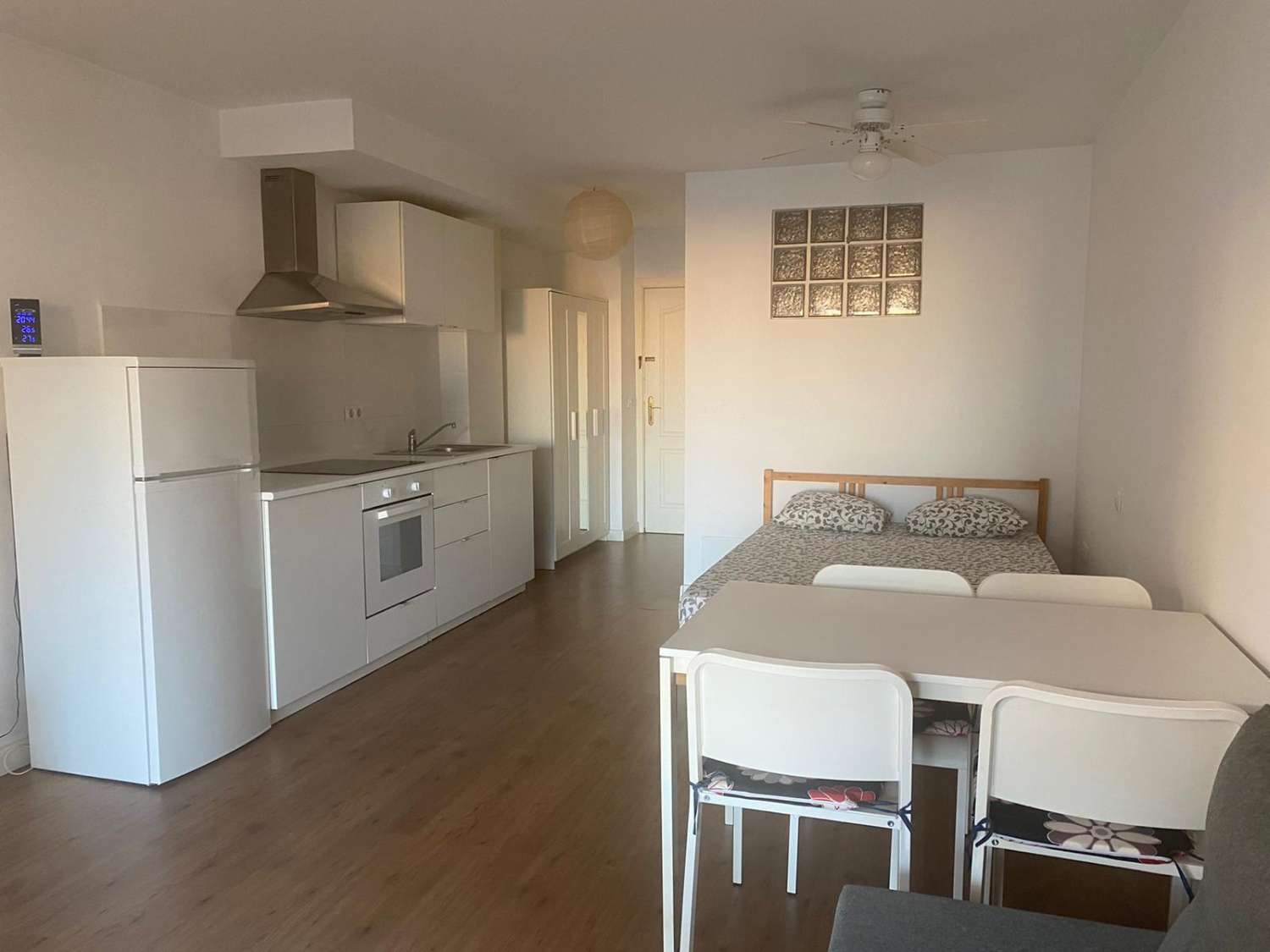 Se alquila desde 01/09/25 - 30/06/26 bonito estudio en Torrequebrada cerca de la playa (Benalmadena)