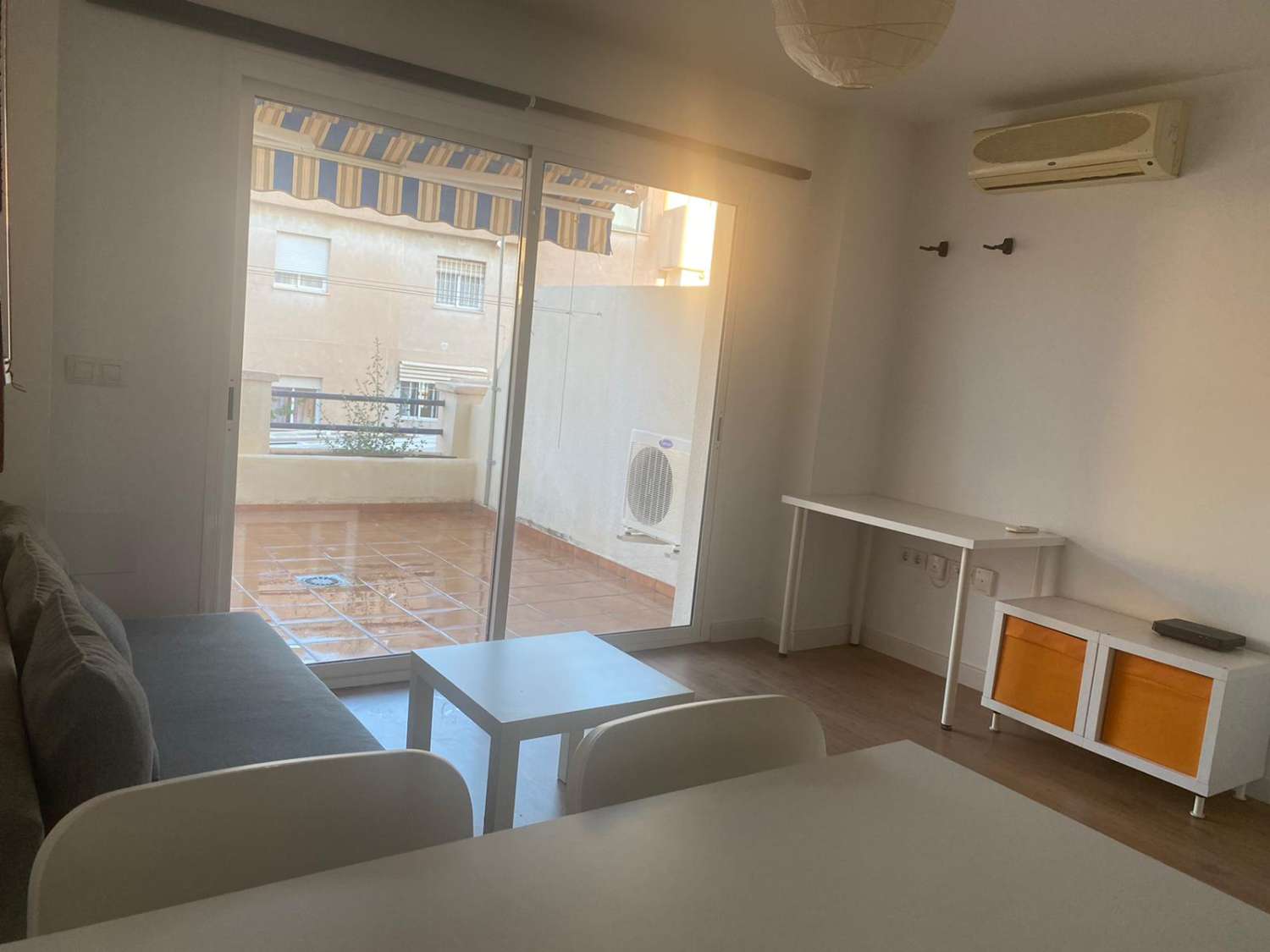 Se alquila desde 01/09/25 - 30/06/26 bonito estudio en Torrequebrada cerca de la playa (Benalmadena)