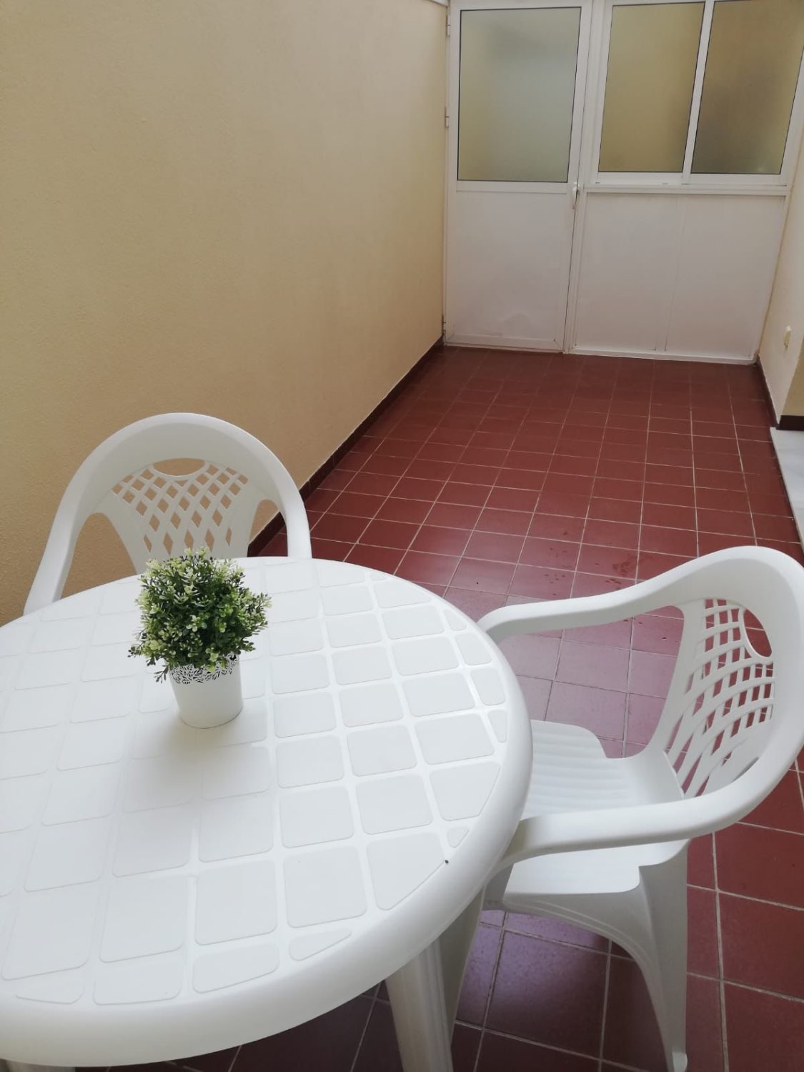 For rent HALF SEASON from 15/09/2025-30/06/2026 Nice studio 50 meters from the beach in Fuengirola