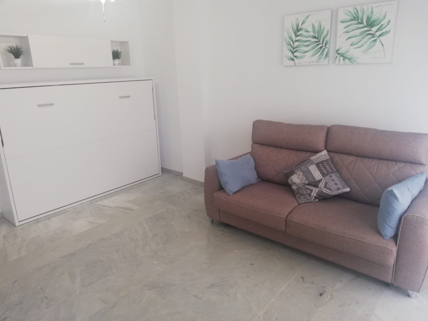 For rent HALF SEASON from 15/09/2025-30/06/2026 Nice studio 50 meters from the beach in Fuengirola