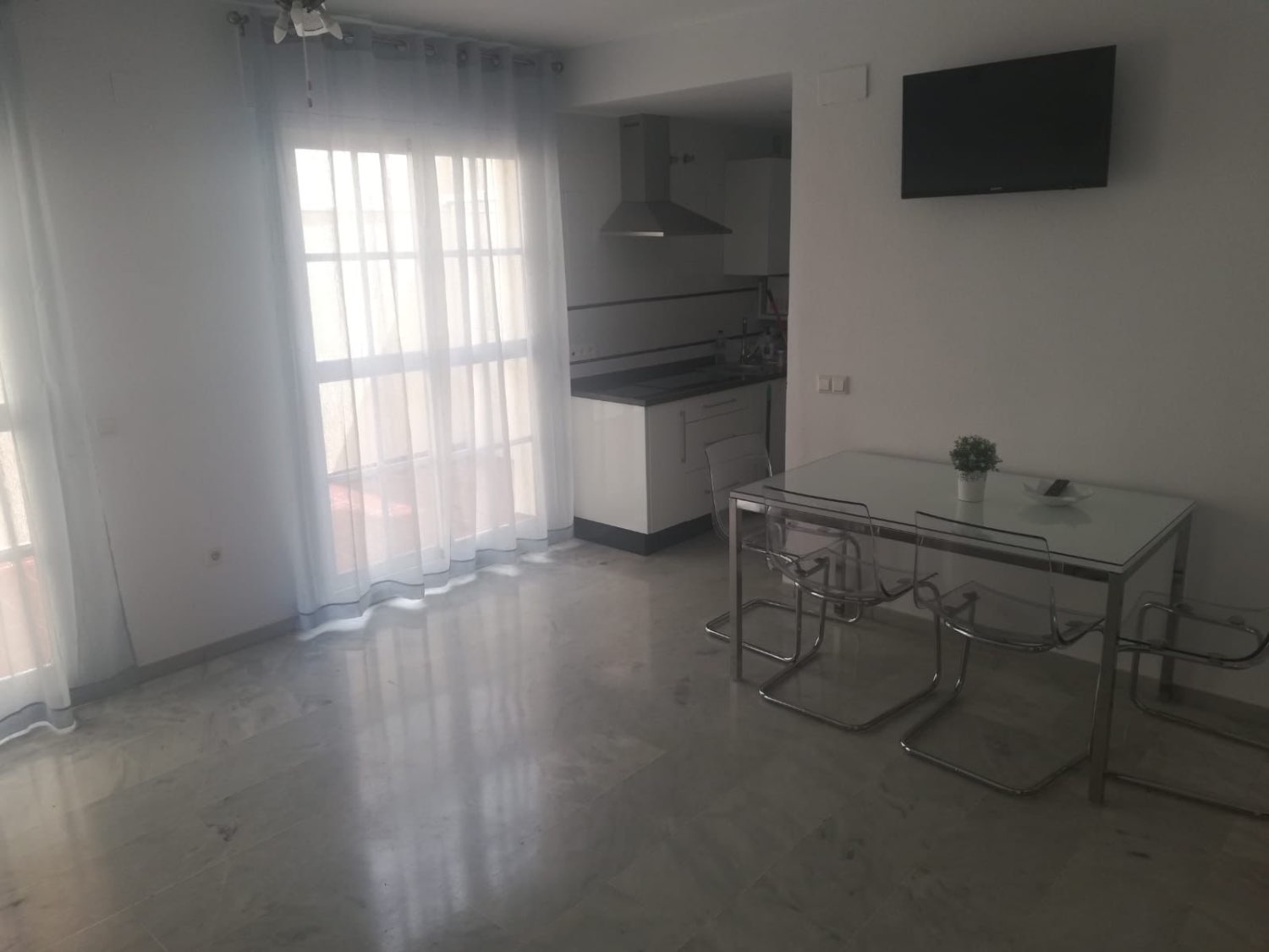 For rent HALF SEASON from 15/09/2025-30/06/2026 Nice studio 50 meters from the beach in Fuengirola