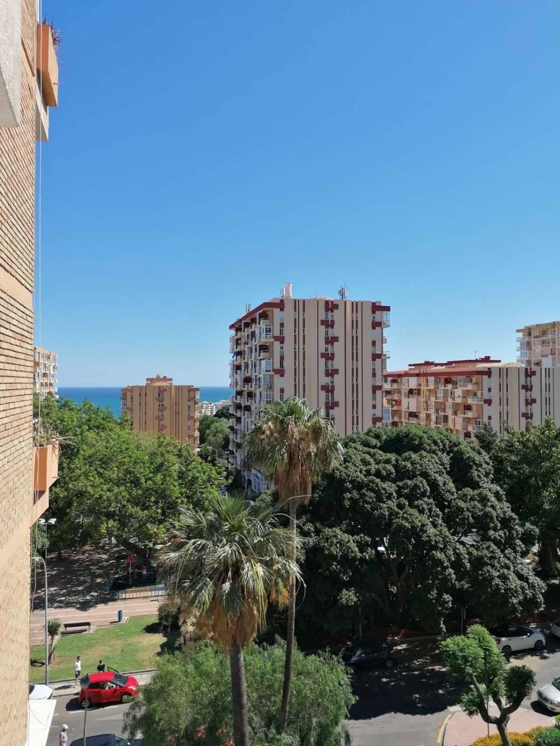 Zu vermieten HALBE SAISON vom 06.04.2025 - 15.06.2025 Schönes Studio mit seitlichem Meer- und Bergblick in Benalmadena