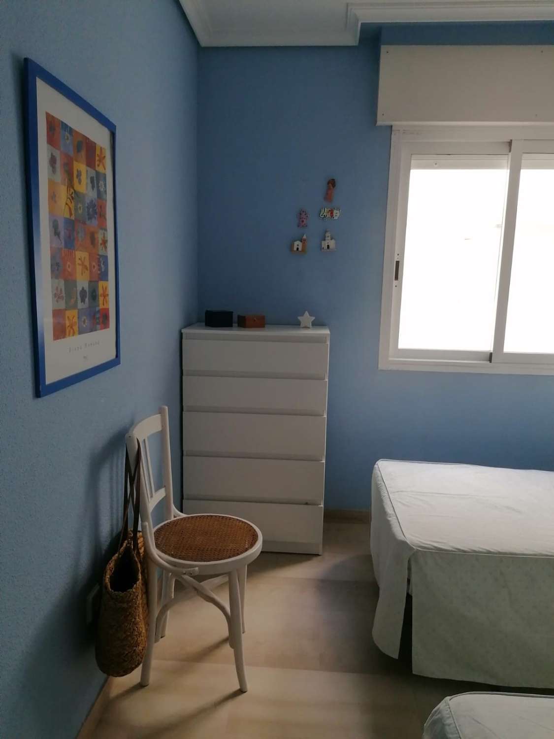 Te huur HALF SEIZOEN van 8/9/2025 - 20/12/2025 en van 8/1/26-30/6/26 mooi appartement op de 1e lijn van het strand in Los Boliches (Fuengirola)