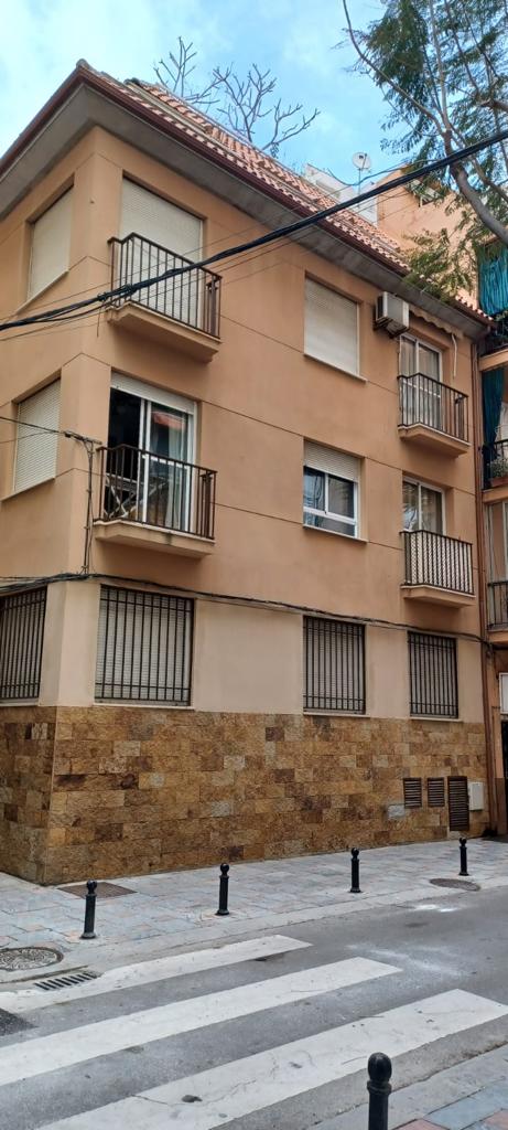 Mittelfristige Vermietung vom 01.10.2025-30.04.2026 Schöne Wohnung 10 Meter vom Paseo Marítimo von Fuengirola entfernt.