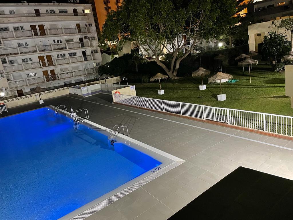 MID-TERM RENTAL FROM 1.10.24-30.4.25 STUDIO WITH SEA VIEWS IN LA CARIHUELA (TORREMOLINOS)