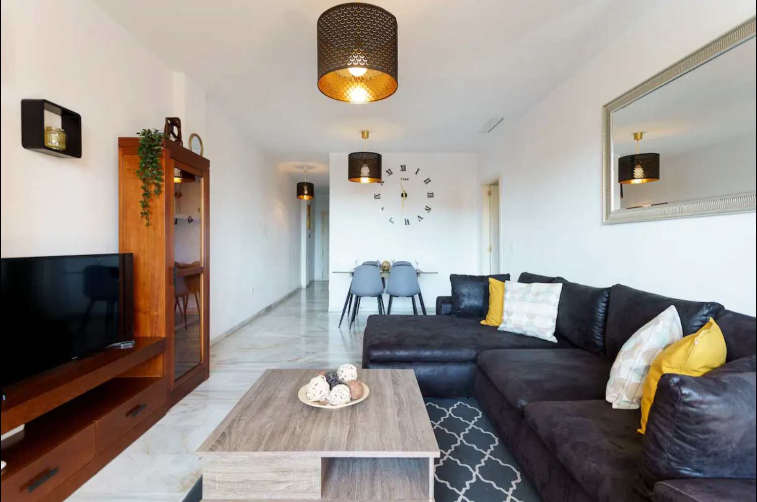 MIDDEN SEIZOEN Mooi appartement te huur van 1.9.25-30.6.26 in Torrequebrada (BENALMÁDENA COSTA)