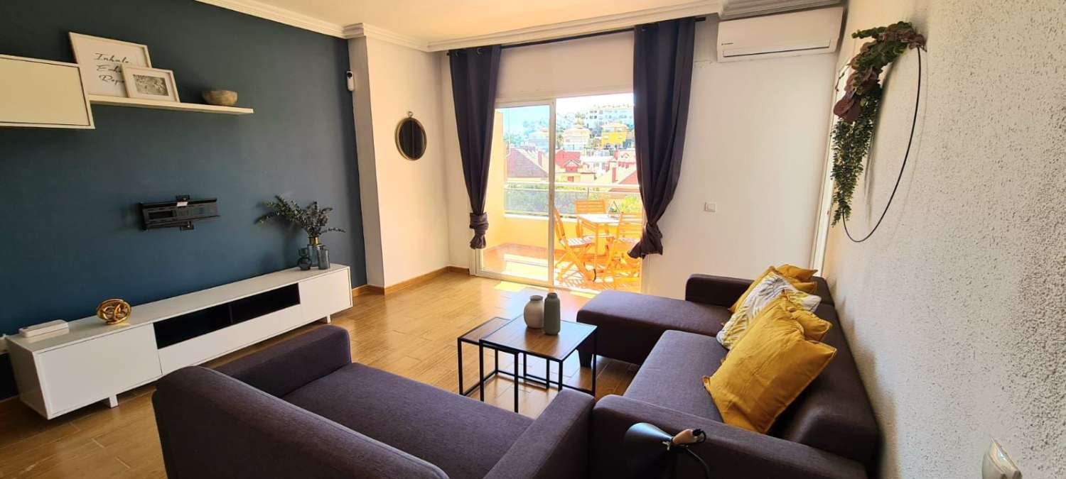 SE ALQUILA MEDIA TEMPORADA  DESDE 01.3.24 - 31/05/2024 PRECIOSO APARTAMENTO EN TORREQUEBRADA (BENALMÁDENA)