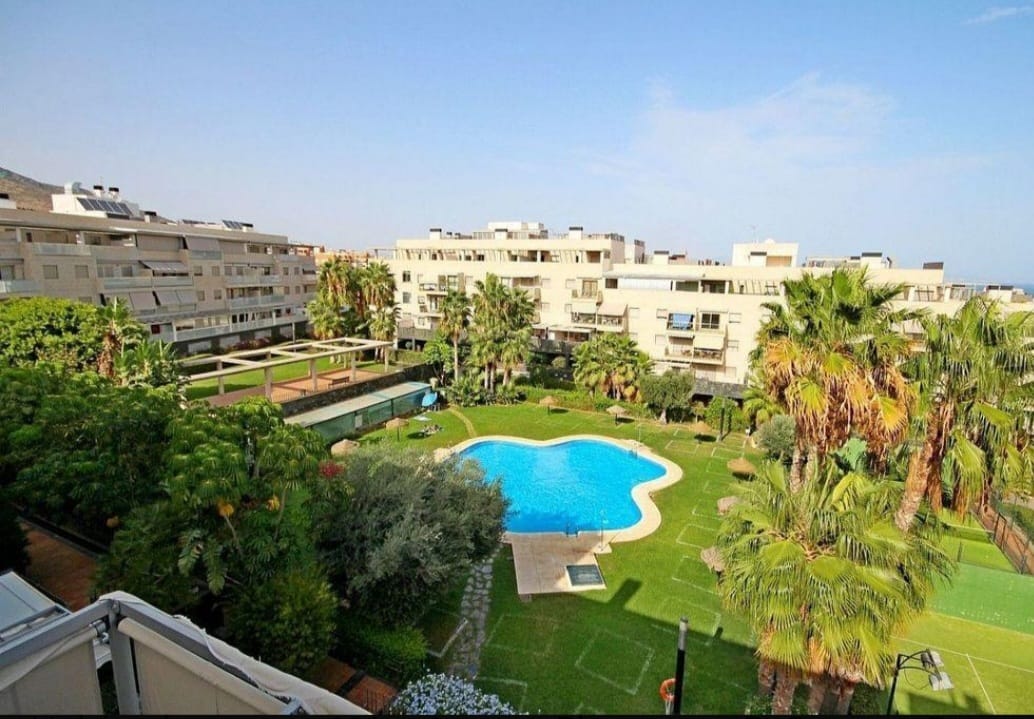 SPECTACULAIR APPARTEMENT TE HUUR van 01/09/2024 - 31/05/2025 IN EL PINILLO TORREMOLINOS