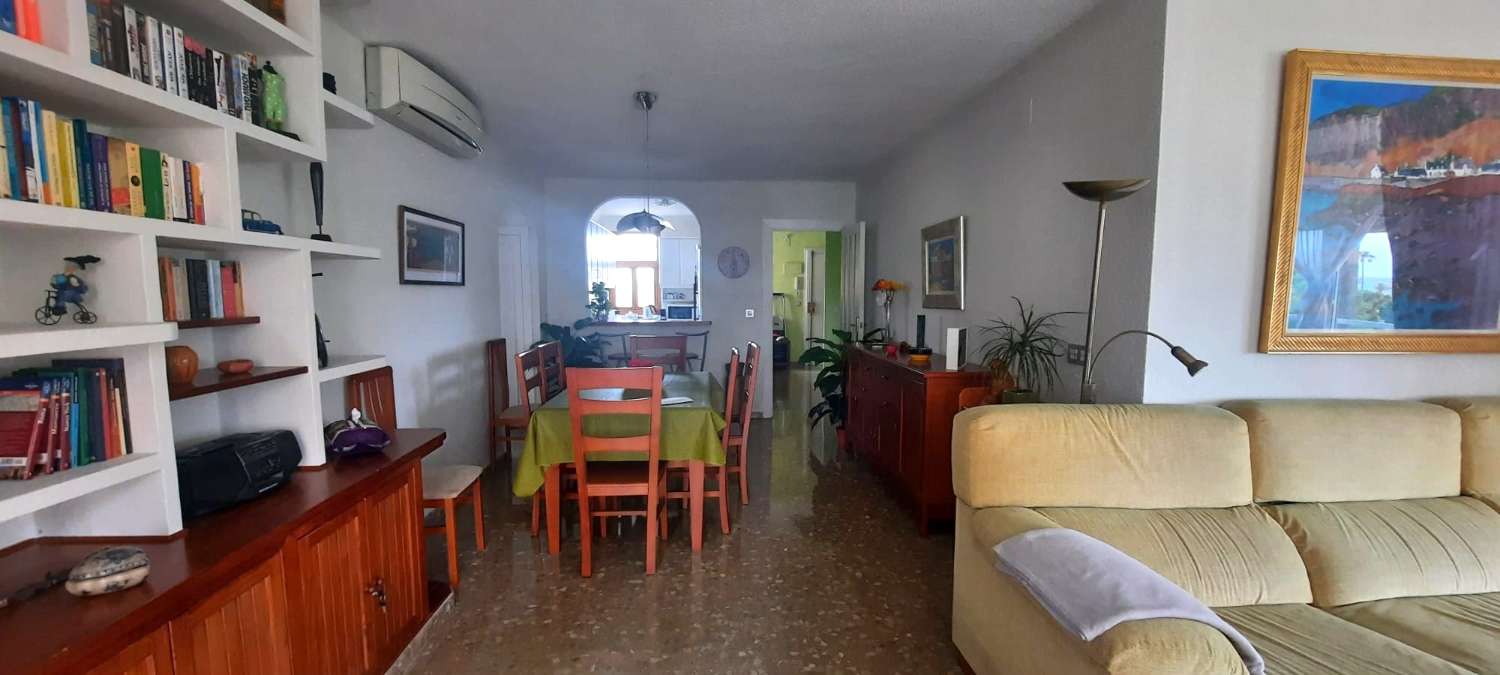 SCHÖNE WOHNUNG ZU VERMIETEN VOM 01/09/2024 - 31/12/2024 IN PLAYAMAR (TORREMOLINOS)