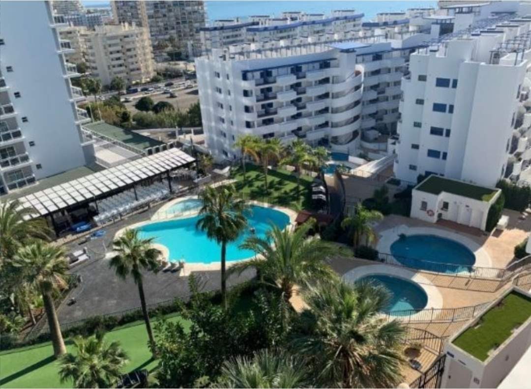 MID SEASON For rent from 1/9/2025 - 30/6/2026 beautiful Duplex apartment in Benalmadena Costa 200 meters from the beach