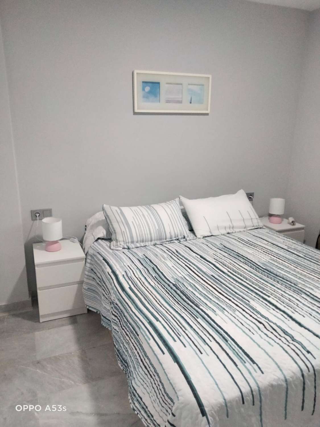 MEDIA TEMPORADA . SE ALQUILA DESDE 15.09.24- 15.6.205 MAGNIFICO APARTAMENTO CON VISTAS AL MAR  EN ZONA LA CARIHUELA (TORREMOLINOS)