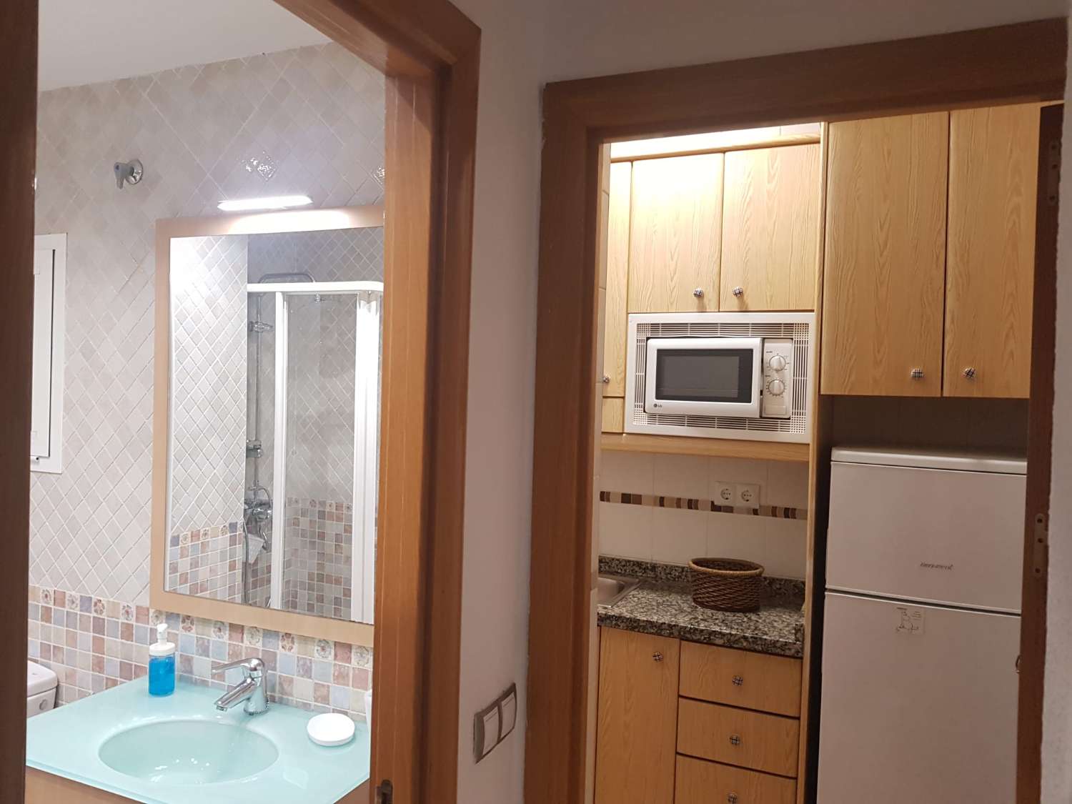 HALF SEIZOEN. TE HUUR VAN 1.10.23-30.6.24 MOOI APPARTEMENT IN DE BUURT VAN PUERTO MARINA (BENALMADENA)