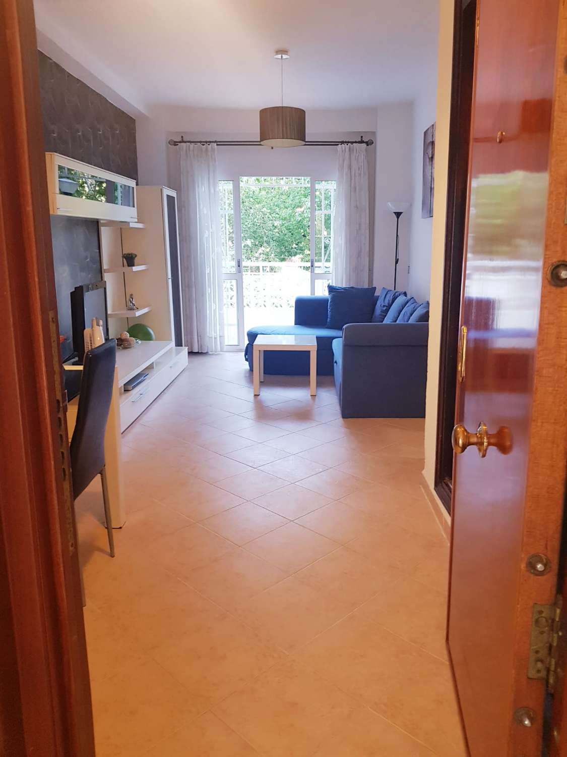 HALF SEIZOEN. TE HUUR VAN 1.10.23-30.6.24 MOOI APPARTEMENT IN DE BUURT VAN PUERTO MARINA (BENALMADENA)