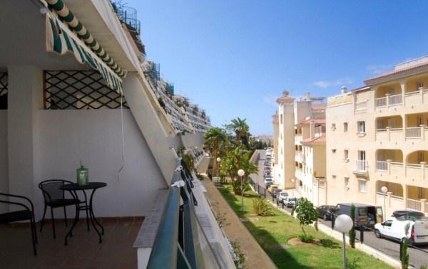 PRACHTIG APPARTEMENT TE KOOP NABIJ HET STRAND IN BENALMÁDENA