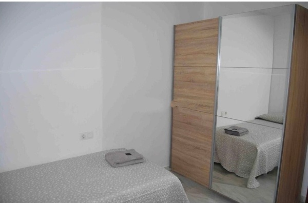 PRACHTIG APPARTEMENT TE KOOP NABIJ HET STRAND IN BENALMÁDENA