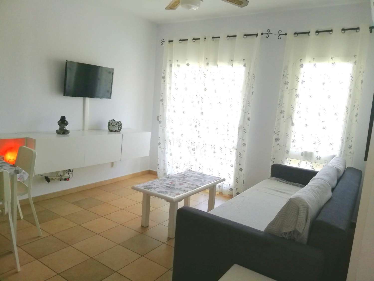 MIDDEN SEIZOEN. TE HUUR VANAF 1.10.24-15.6.2025 MOOI APPARTEMENT IN BENALMÁDENA