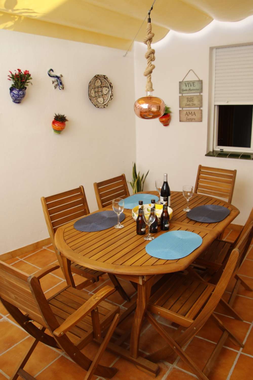 MID-SEASON IS RENTED FROM 1/10/24-31/5/25 NICE APARTMENT IN THE CENTER OF FUENGIROLA