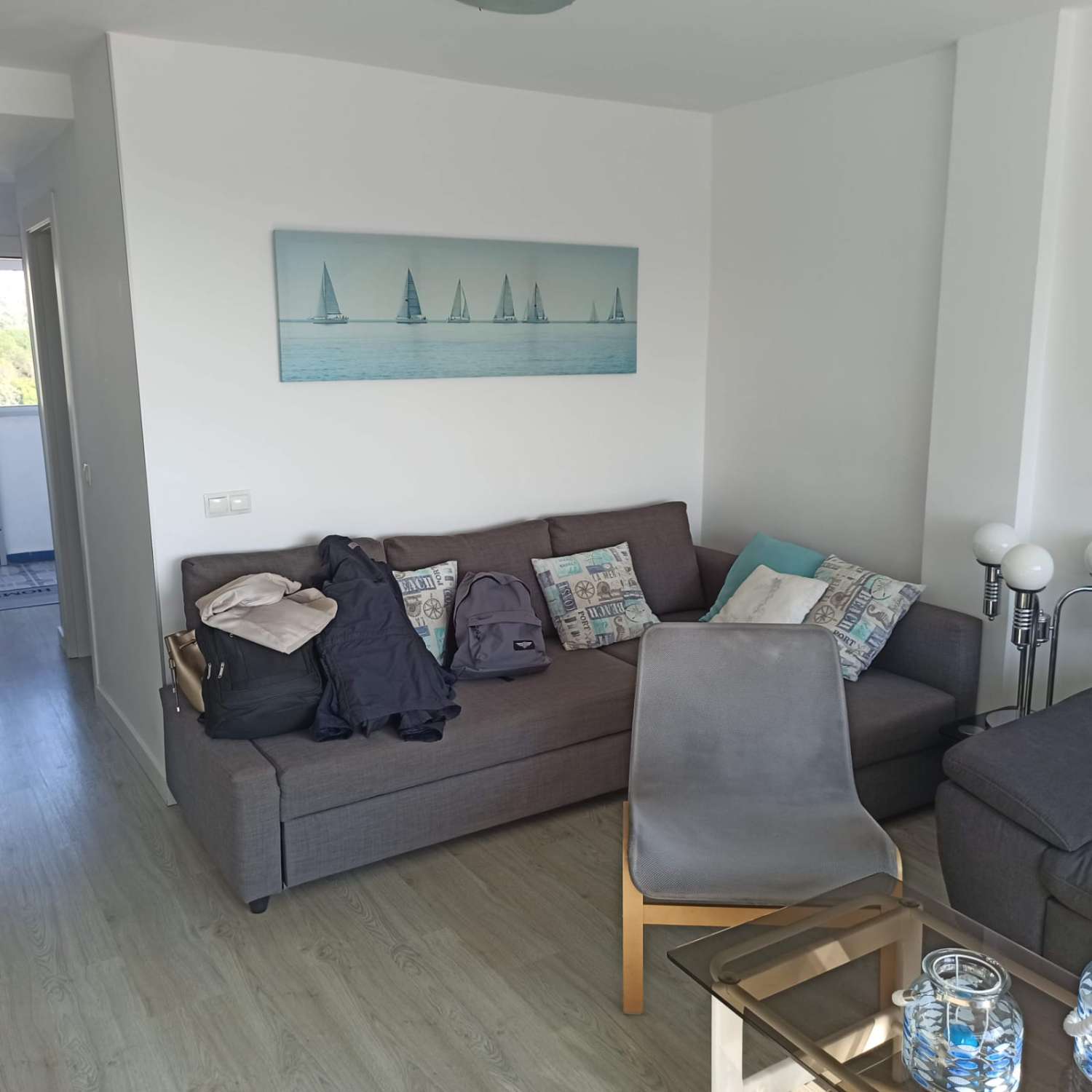 HALF SEIZOEN. TE HUUR VANAF 2.2.25-31.5.25 en 1.2.26 -31-5.26 MOOI APPARTEMENT MET ZEEZICHT IN HET CENTRUM VAN ARROYO DE LA MIEL (BENALMADENA)