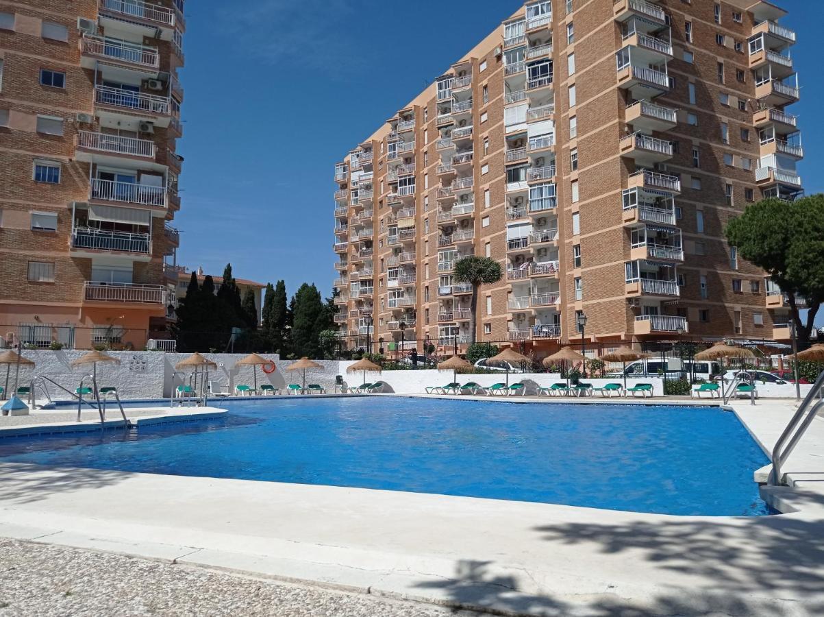 MEDIA TEMPORADA . SE ALQUILA DESDE  1.5.25- 30.6.25 y  desd  1.10.25 -15.6.26 BONITO APARTAMENTO DE 1 DORMITORIO EN ARROYO DE LA MIEL (BENALMADENA)