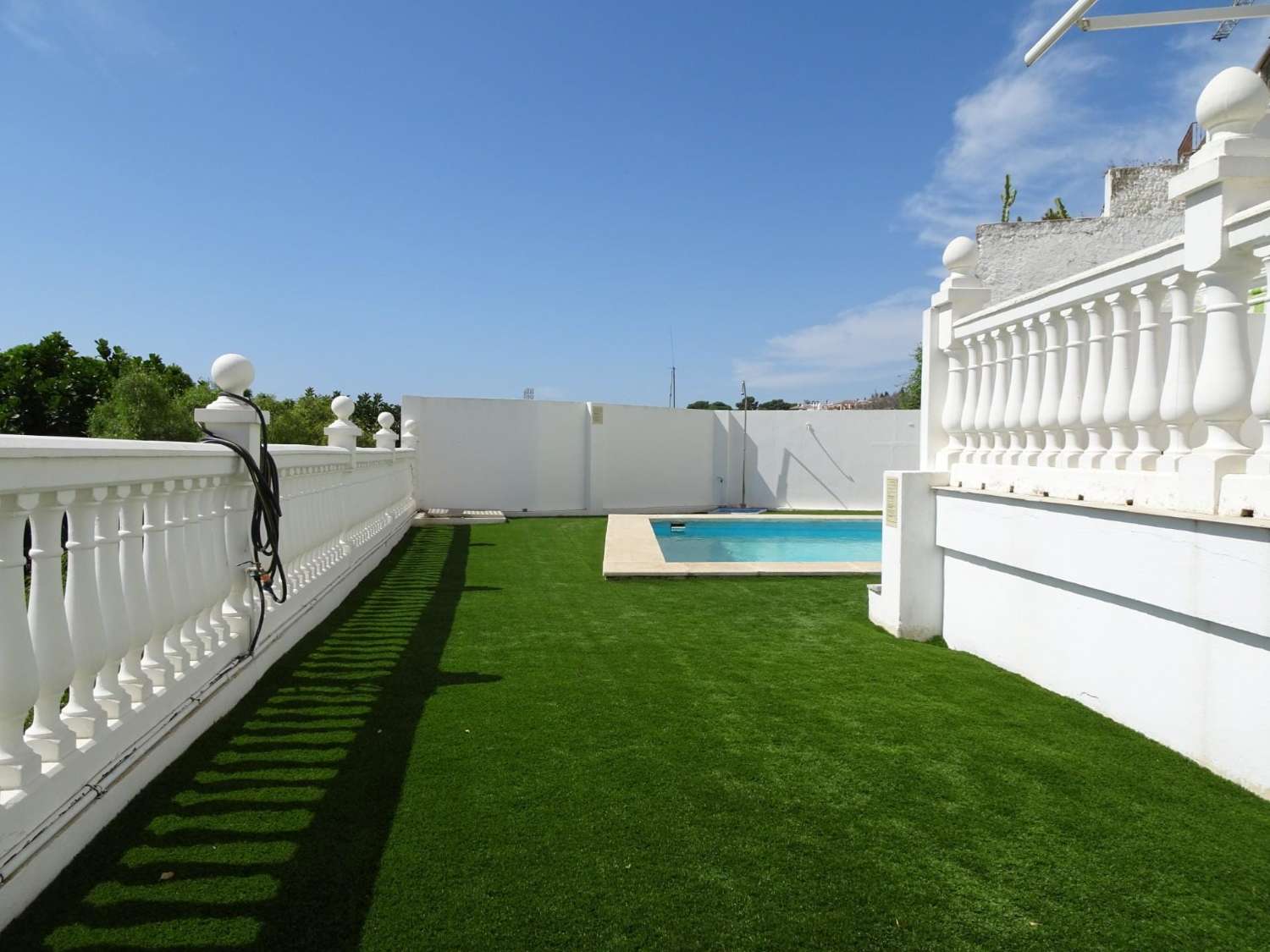 WOHNUNG ZU VERKAUFEN MONTEMAR MIT POOL UND MEERBLICK