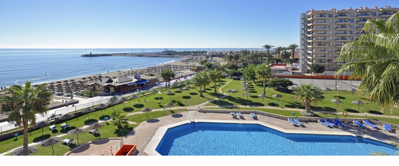 MID-SEASON. FOR RENT FROM 1.10.2024-31.5.2025 BEAUTIFUL STUDIO APARTMENT WITH HARBOUR AND SEA VIEWS IN TORREMOLINOS