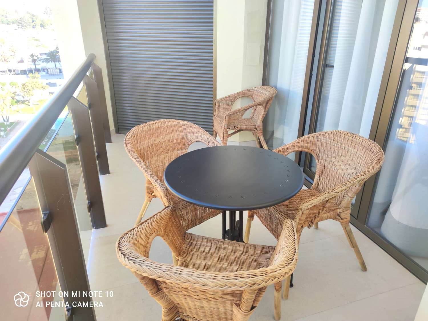 SE ALQUILA BONITO APARTAMENTO DESDE EL 01/9/2025- 30/06/26 EN ZONA PUERTO MARINA (BENALMÁDENA COSTA)