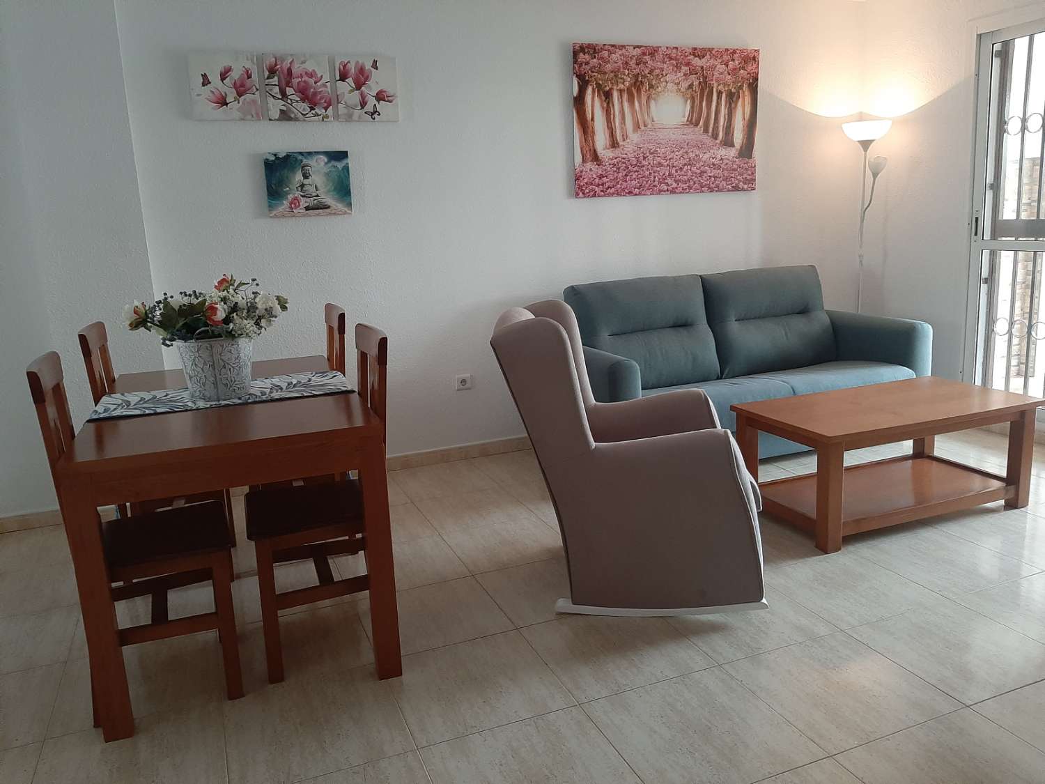 MEDIA TEMPORADA . SE ALQUILA BONITO APARTAMENTO EN PLANTA  BAJA DEL 1.09.2025-30.6.26 ENBENALMADENA