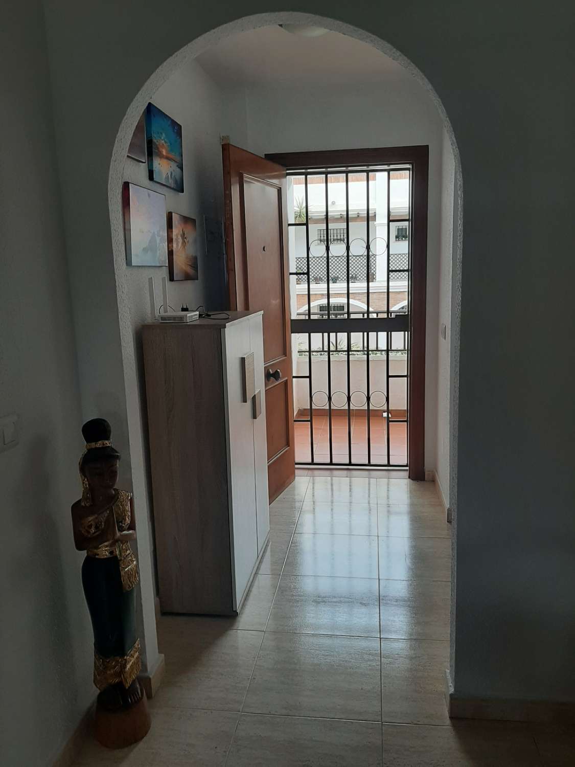 MEDIA TEMPORADA . SE ALQUILA BONITO APARTAMENTO EN PLANTA  BAJA DEL 1.09.2025-30.6.26 ENBENALMADENA