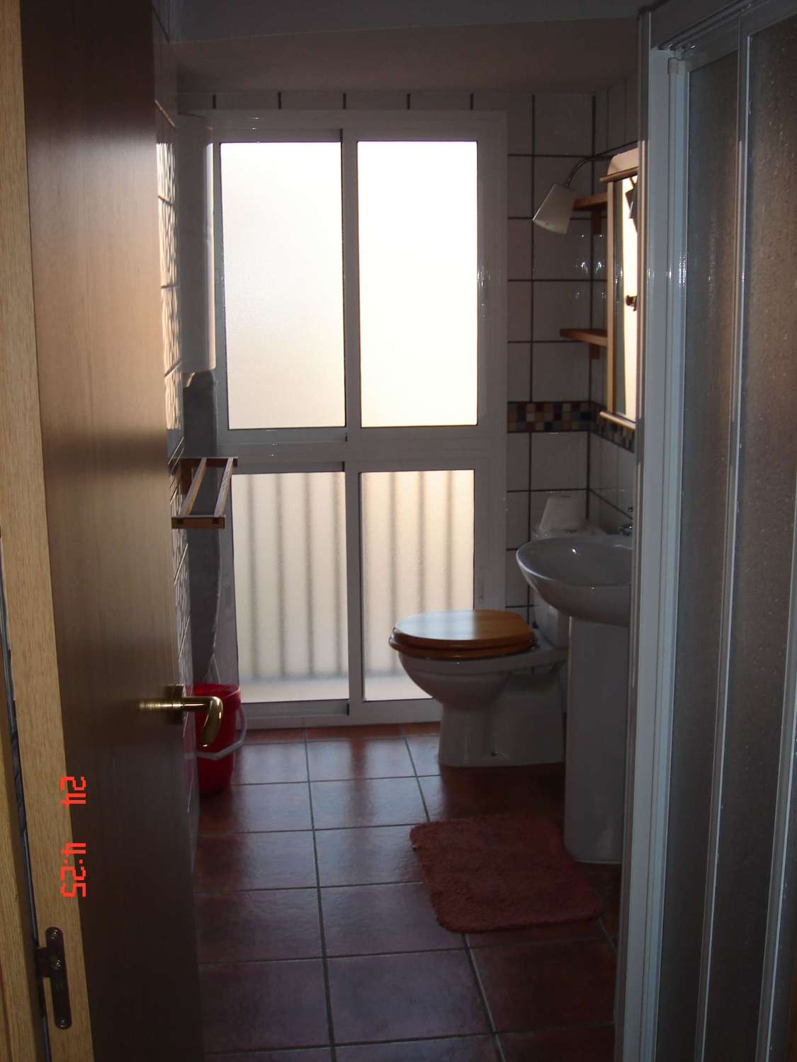 MIDDEN SEIZOEN. Te huur van 23.2.25-30.6.25 Mooi 1e lijns strand appartement met zeezicht in Playamar (Torremolinos)