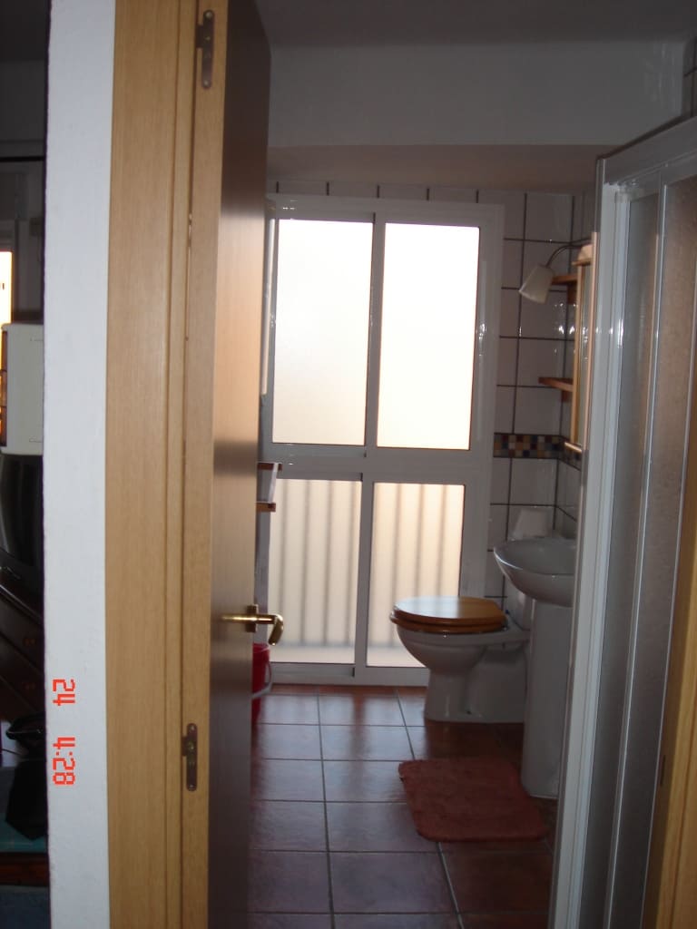 MID-SEASON. For rent from 23.2.25-30.6.25 Nice 1st line beach apartment with sea views in Playamar (Torremolinos)