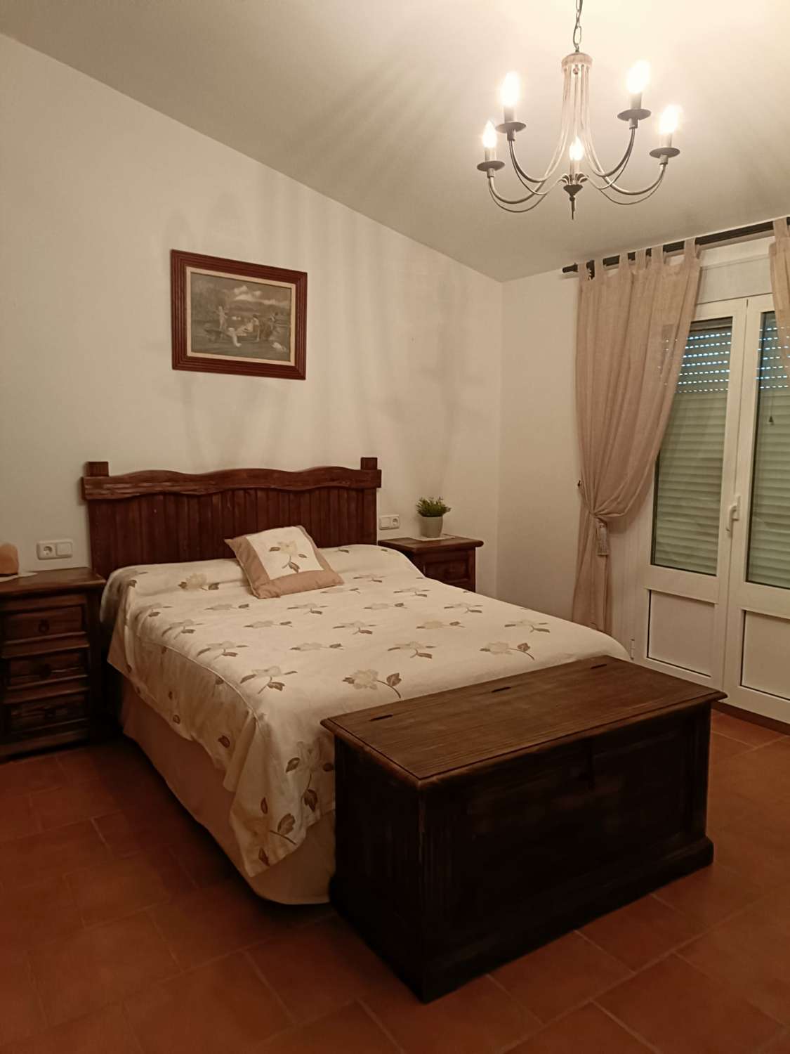 MIDDEN SEIZOEN. TE HUUR VANAF 1.9.24-30.6.25 VRIJSTAANDE VILLA IN LA SIERRA ZONA EL PALO (MALAGA)