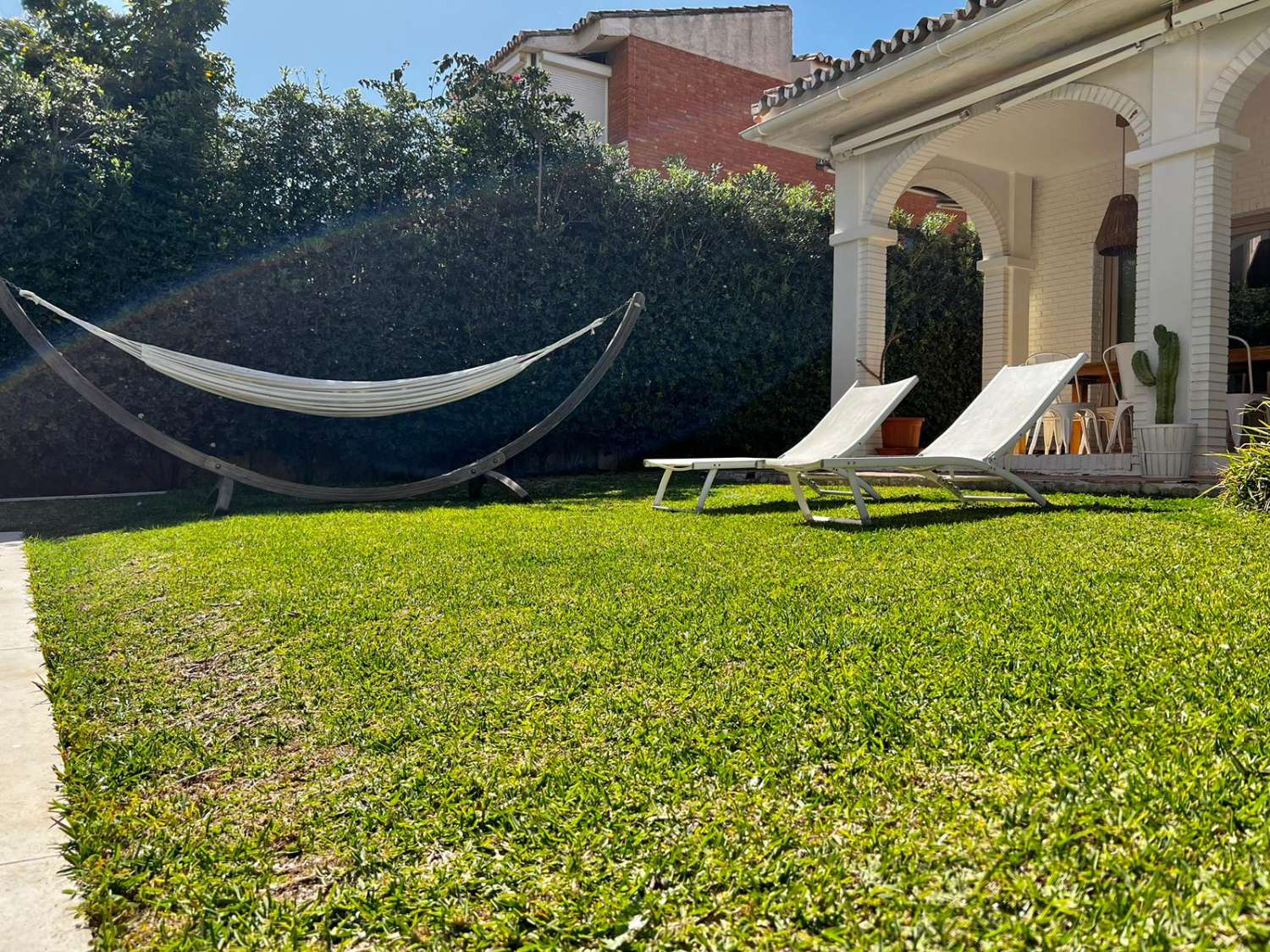 Lunga stagione. Magnifica villa in affitto nella zona di Playamar ( Torremolinos )