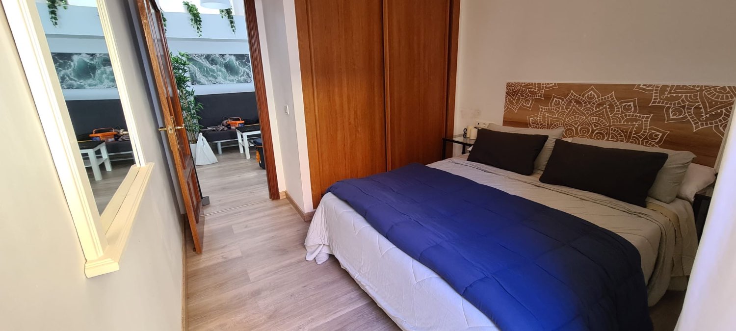 media temporada . Se alquila de 1.10.24-31.5.25 bonito apartamento en Arroyo de la Miel. ( Benalmádena )