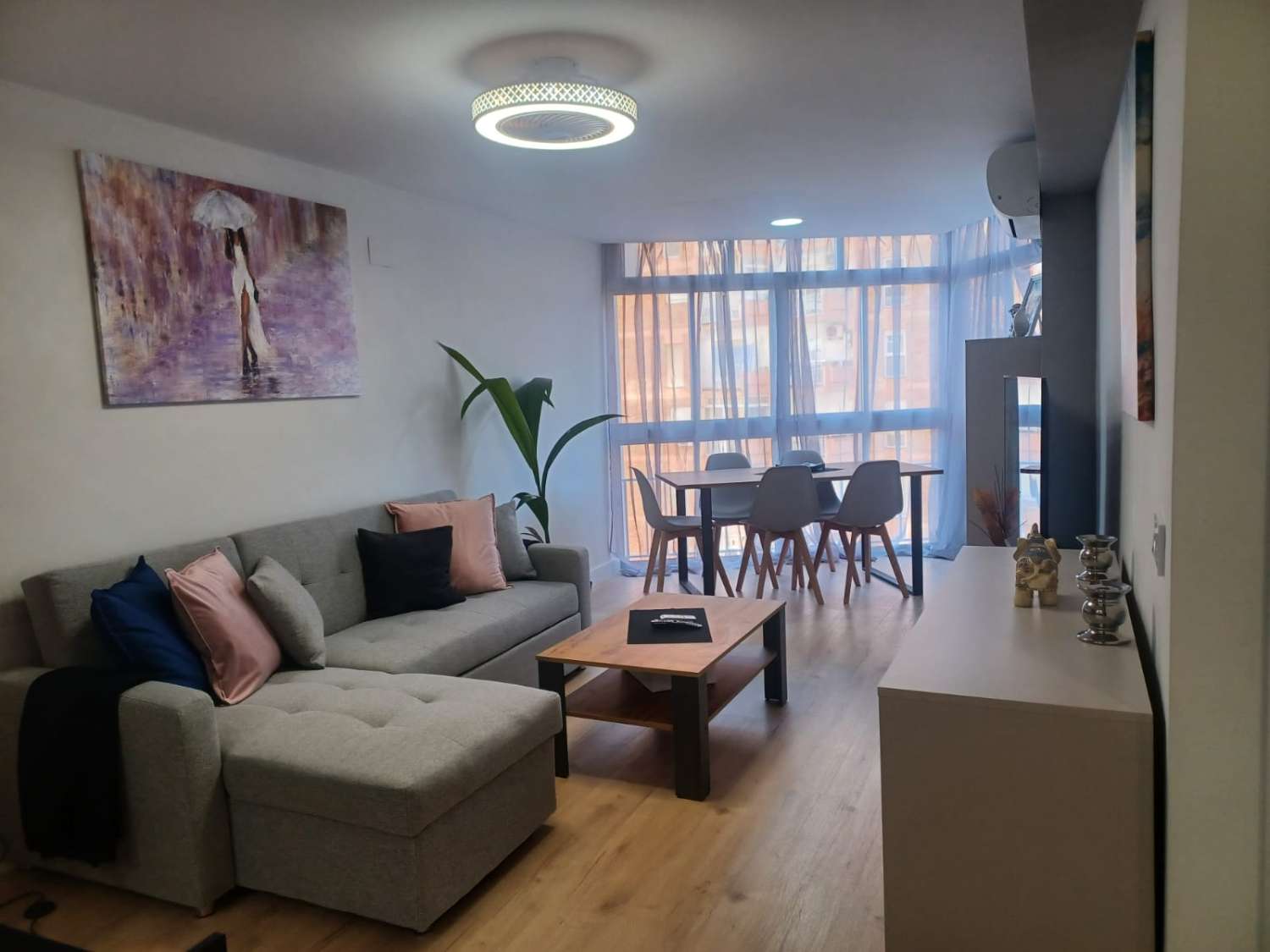 HALF SEIZOEN. TE HUUR VANAF 30.01.25-30.6.25 MOOI APPARTEMENT MET ZEEZICHT IN ARROYO DE LA MIEL