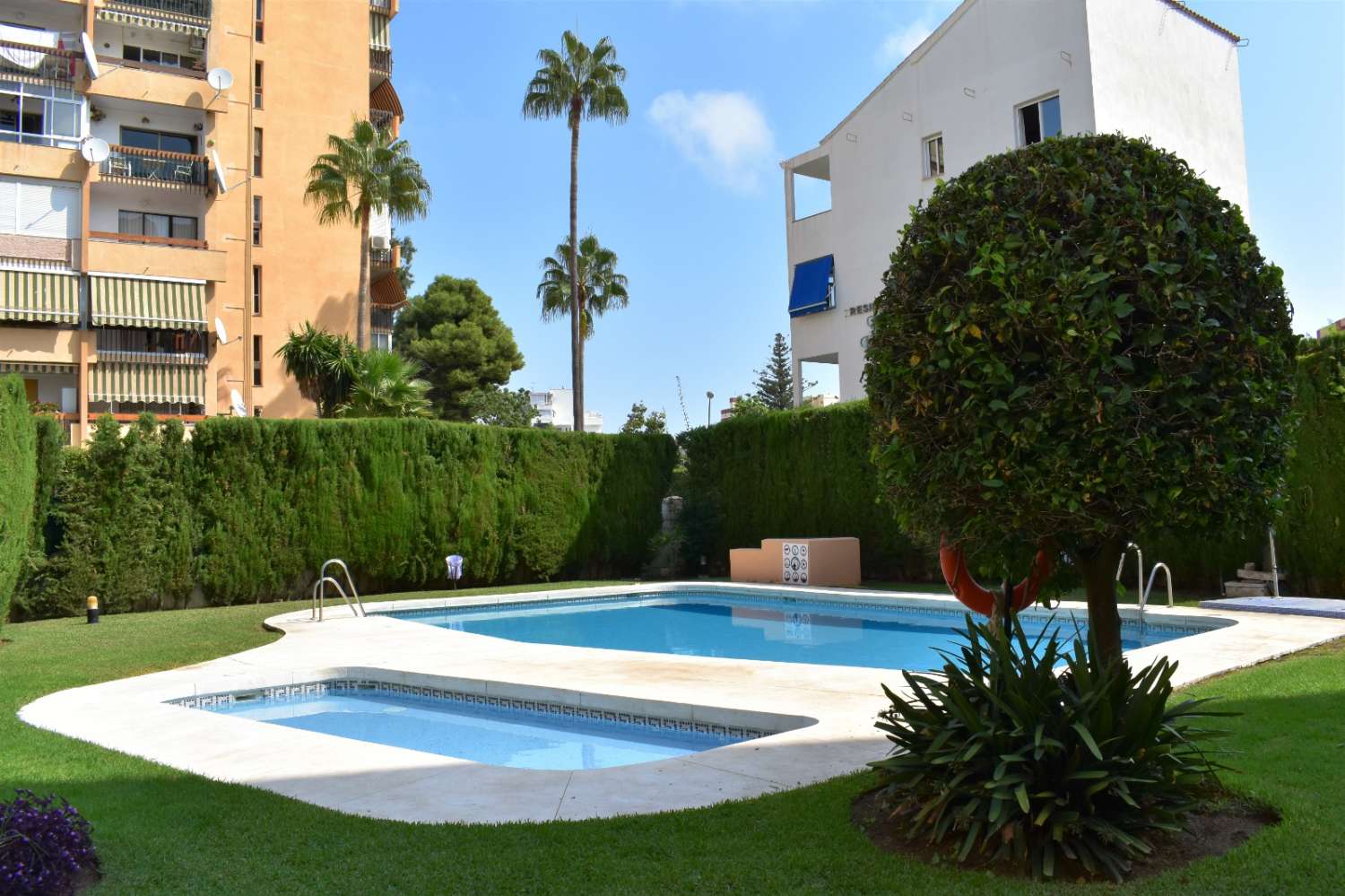 NO ES LARGA TEMPORADA  .Se alquila de 1/9/2025 - 30/6/2026  bonito apartamento en Benalmádena