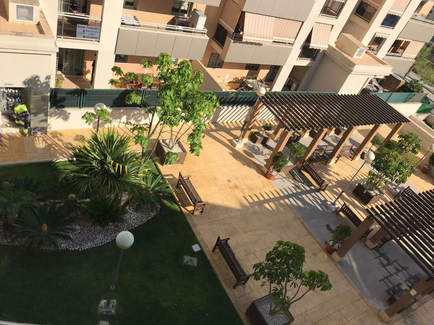 SE VENDE ATICO DUPLEX MUY LUMINOSO EN LA ZONA DE LA COLINA (TORREMOLINOS)