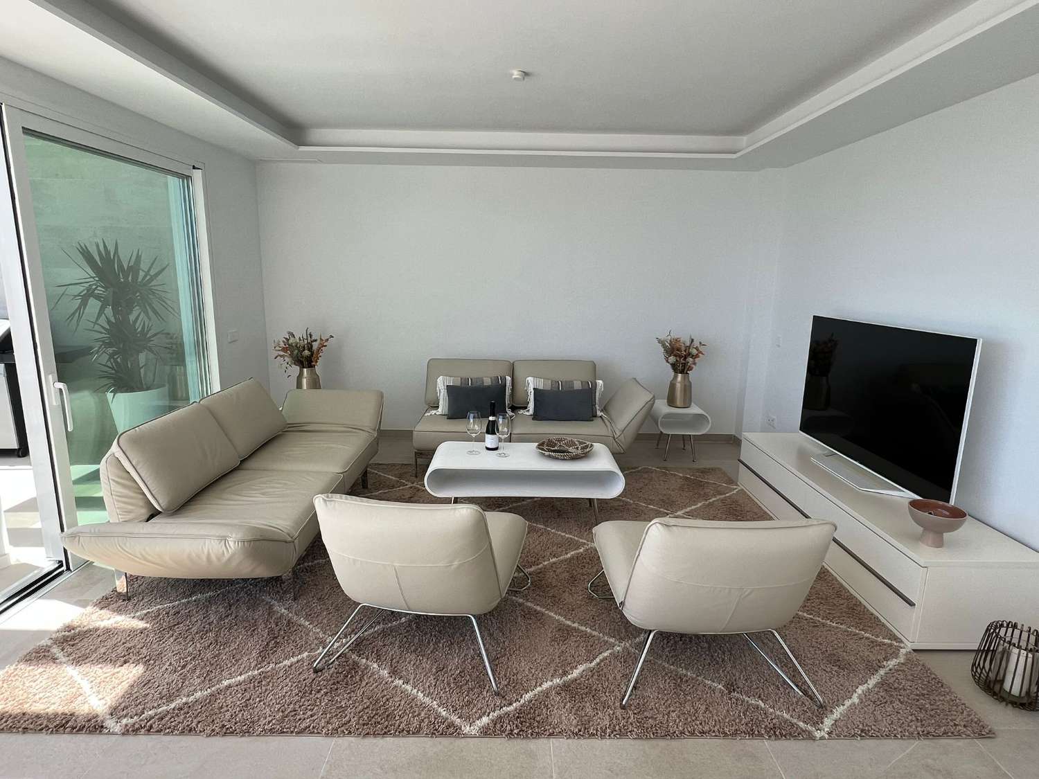 PENTHOUSE TE KOOP MET ZEEZICHT IN ZONA HIGUERÓN (BENALMADENA)