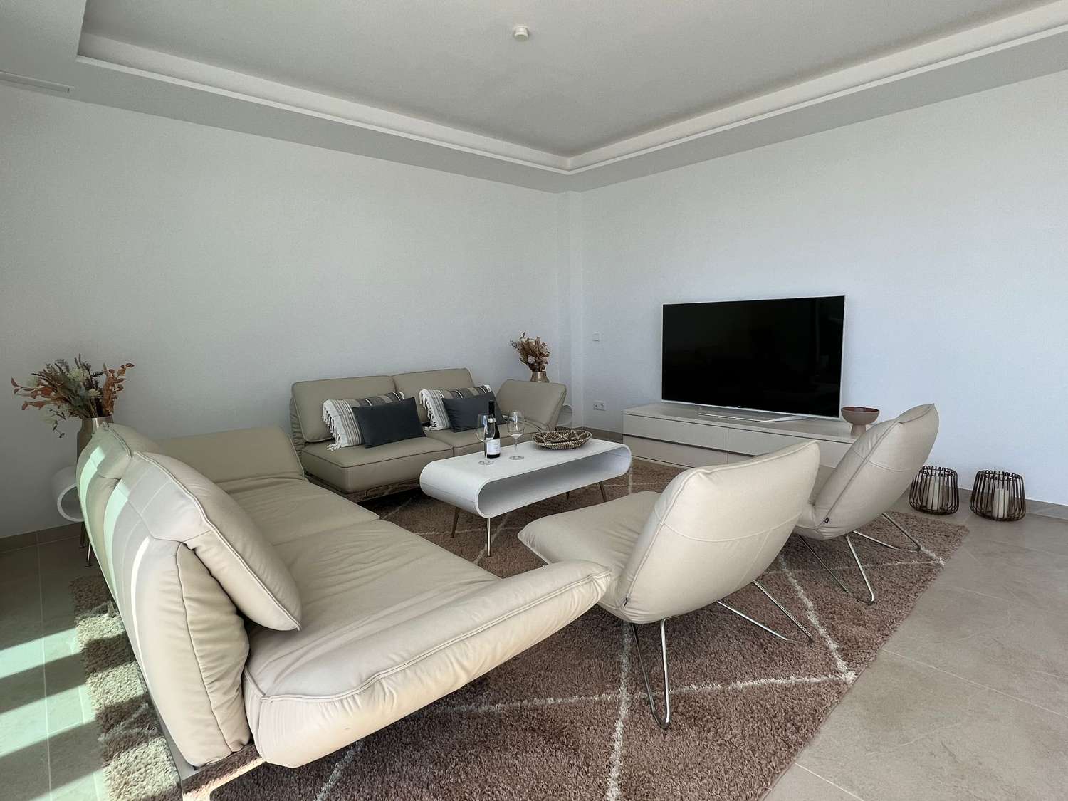 PENTHOUSE TE KOOP MET ZEEZICHT IN ZONA HIGUERÓN (BENALMADENA)