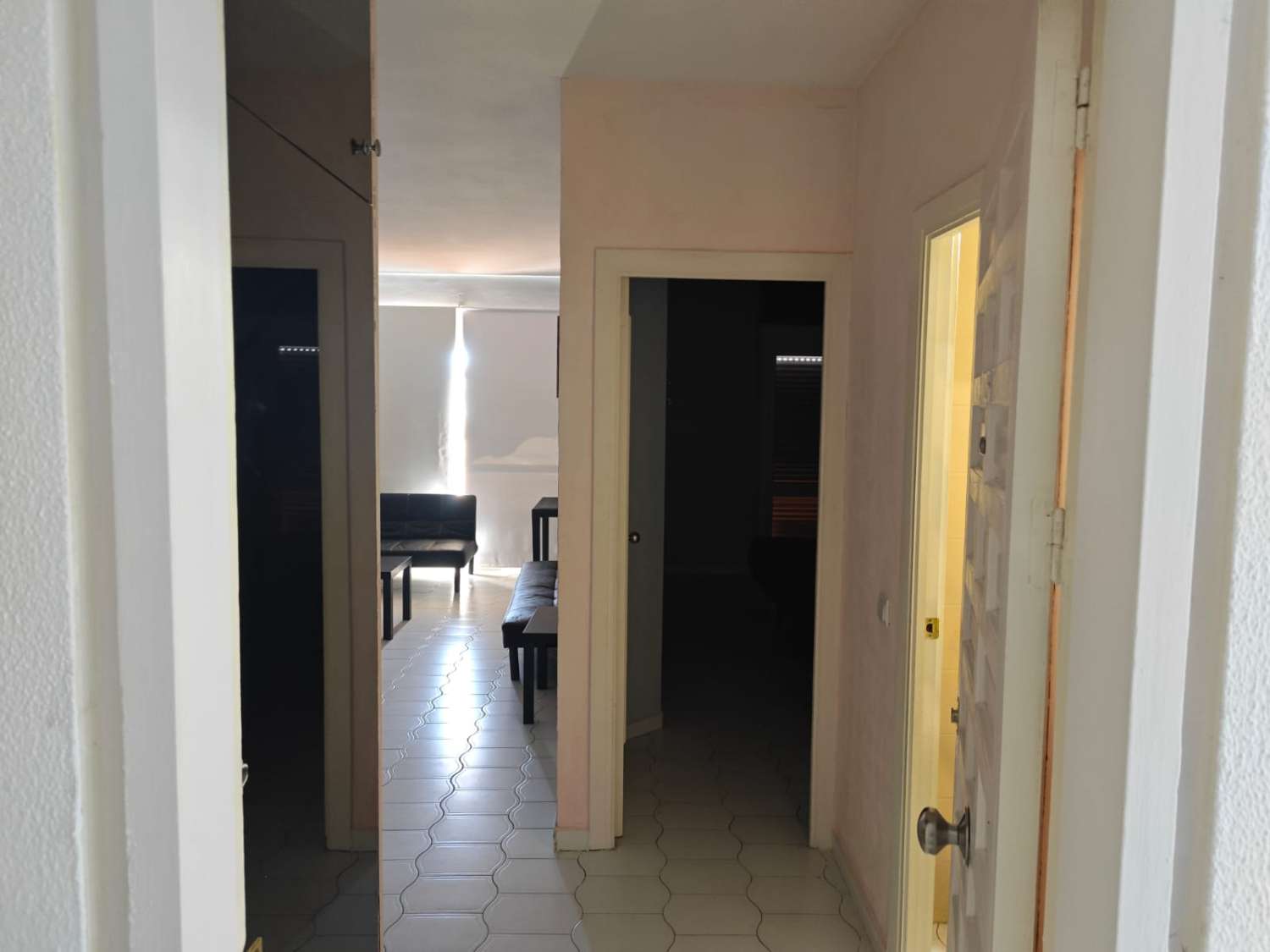 PRACHTIG APPARTEMENT TE KOOP MET UITZICHT OP ZEE OP DE 1E LIJN VAN HET STRAND IN BENALMÁDENA