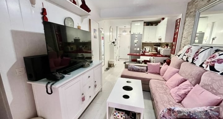 MOOI APPARTEMENT TE KOOP OP DE 1E LIJN VAN HET STRAND IN PLAYAMAR (TORREMOLINOS)