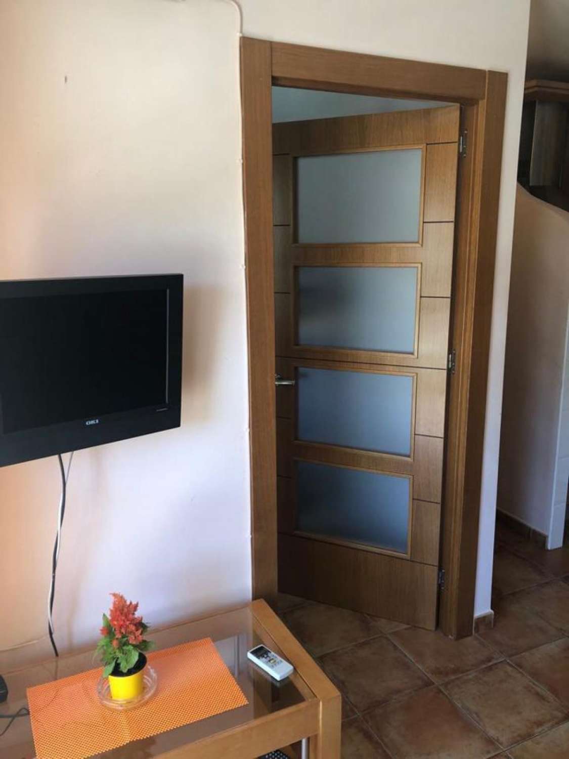 MOOI APPARTEMENT MET 1 SLAAPKAMER TE KOOP OP 40 METER VAN HET STRAND IN BENALMÁDENA