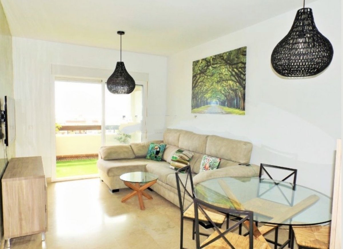 MID TERM FOR RENT FROM 1.9.24-30.6.25 BEAUTIFUL PENTHOUSE WITH SEA VIEWS IN ARROYO DE LA MIEL AREA SANTANGELO