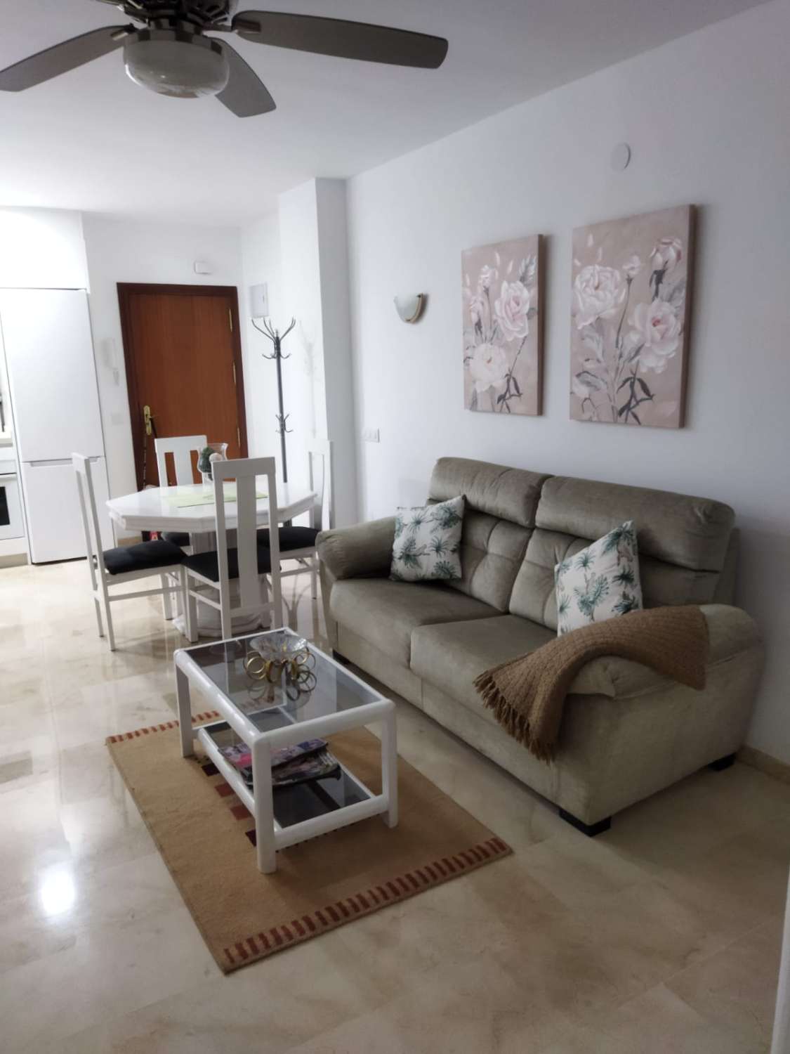 MEDIA TEMPORADA . SE ALQUILA  DESDE 1.5.25 -30.6.25  y del 1.9.25-30.6.26  MAGNIFICO APARTAMENTO CON VISTAS AL MAR EN LOS BOLICHES (FUENGIROLA )