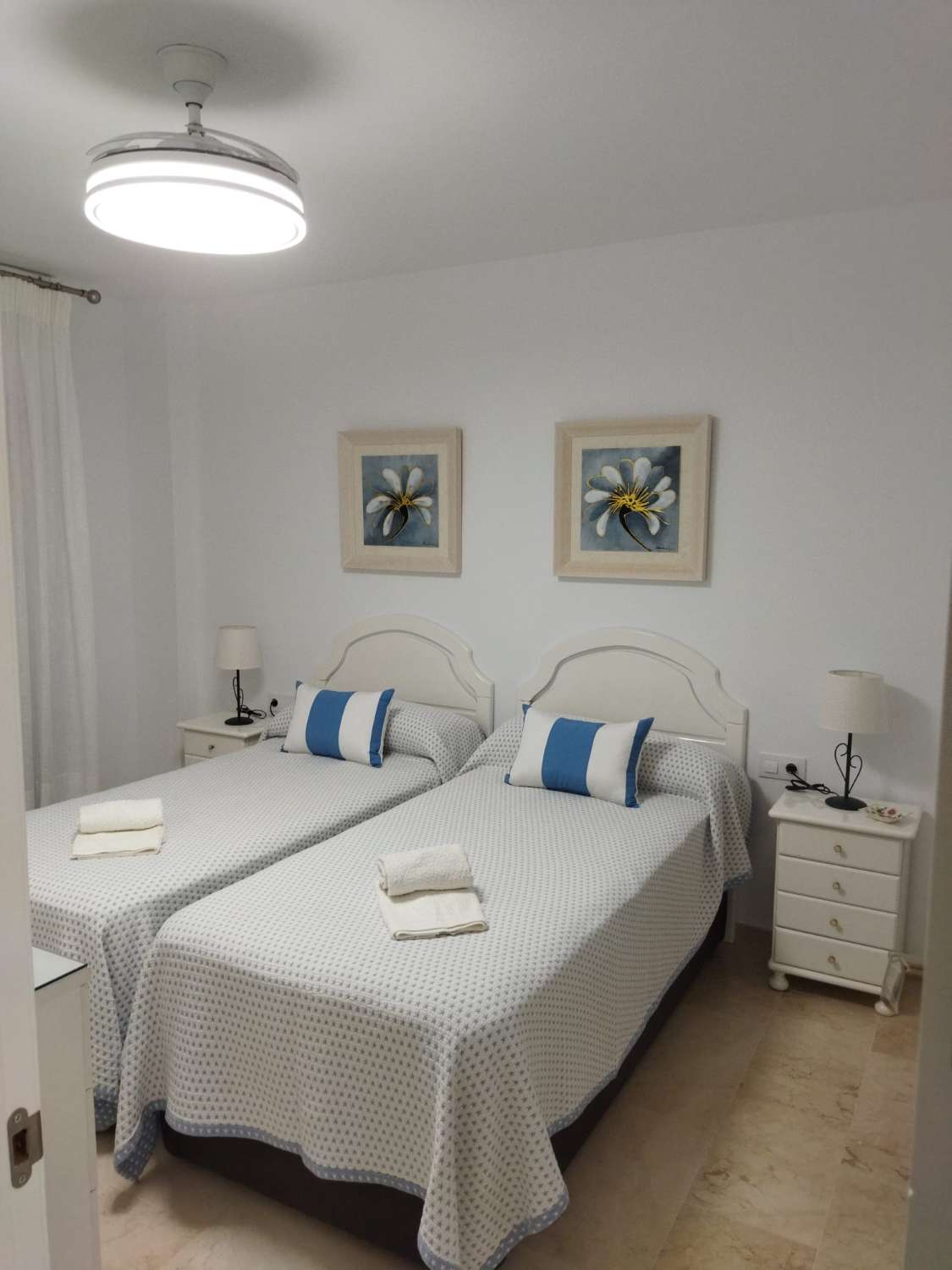 MEDIA TEMPORADA . SE ALQUILA  DESDE 1.5.25 -30.6.25  y del 1.9.25-30.6.26  MAGNIFICO APARTAMENTO CON VISTAS AL MAR EN LOS BOLICHES (FUENGIROLA )